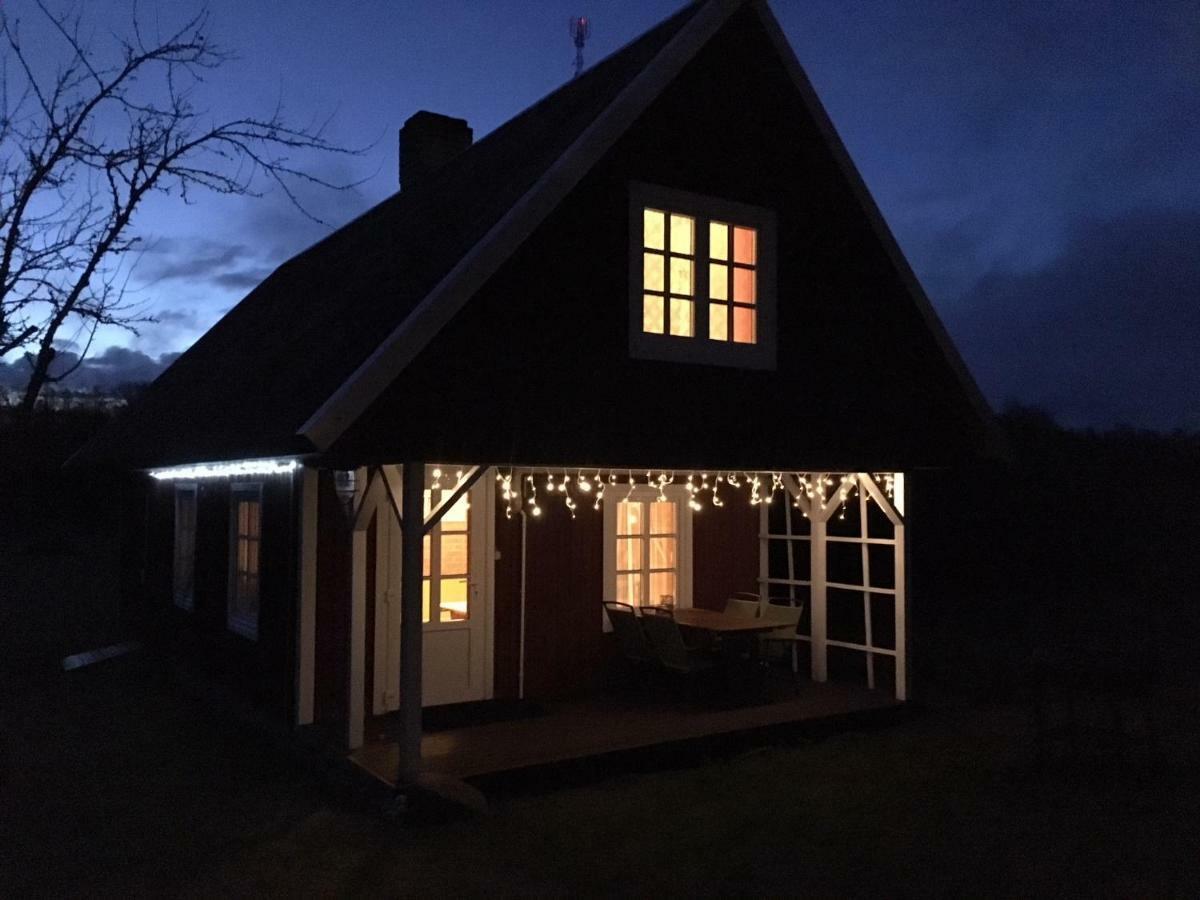 Sarapuu Puhkemaja Villa Hullo Exteriör bild
