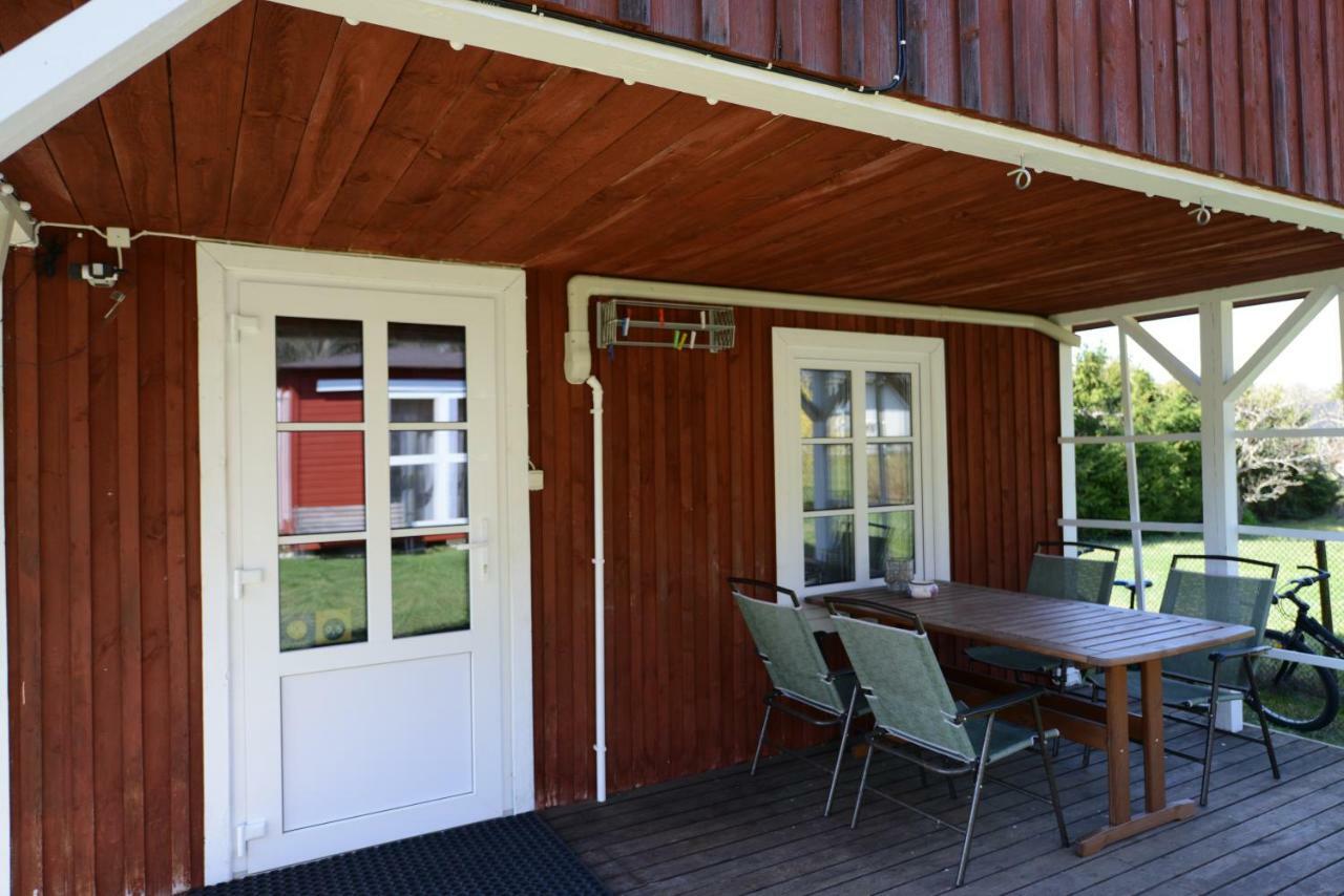 Sarapuu Puhkemaja Villa Hullo Exteriör bild
